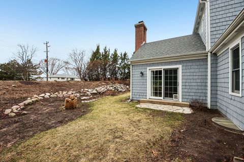 Tiny photo for 388 Narragansett Court, Crystal Lake, IL 60012 (MLS # 12590406)