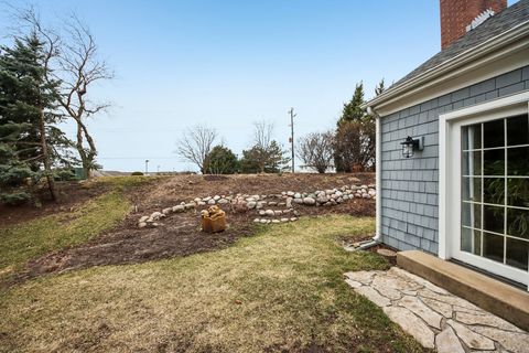 Tiny photo for 388 Narragansett Court, Crystal Lake, IL 60012 (MLS # 12590406)