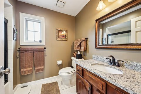 Tiny photo for 388 Narragansett Court, Crystal Lake, IL 60012 (MLS # 12590406)