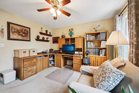 Tiny photo for 388 Narragansett Court, Crystal Lake, IL 60012 (MLS # 12590406)