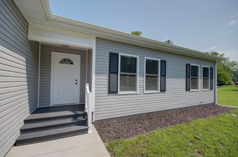 Tiny photo for 394 W 3rd Street, Braidwood, IL 60408 (MLS # 12602834)