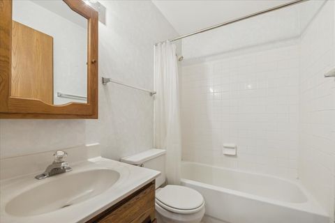 Tiny photo for 217 Barnwood Trail, McHenry, IL 60050 (MLS # 12495275)