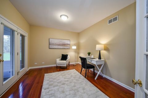 Tiny photo for 640 Kendridge Court, Aurora, IL 60502 (MLS # 12616462)