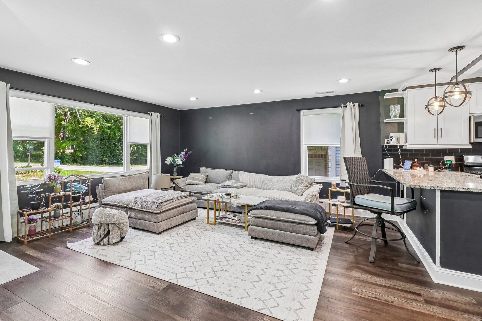 21279 W Shady Lane