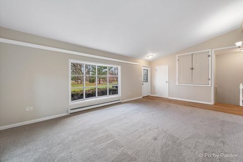 Tiny photo for 5609 N Il Route 47 Highway, Woodstock, IL 60098 (MLS # 12526498)