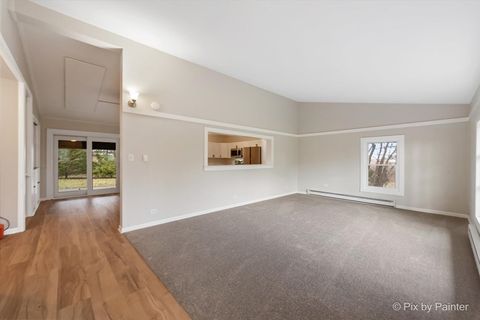 Tiny photo for 5609 N Il Route 47 Highway, Woodstock, IL 60098 (MLS # 12526498)