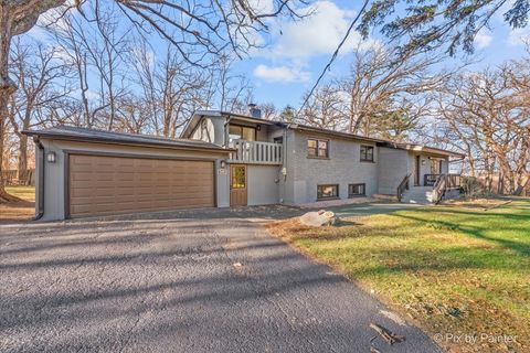 Tiny photo for 5609 N Il Route 47 Highway, Woodstock, IL 60098 (MLS # 12526498)