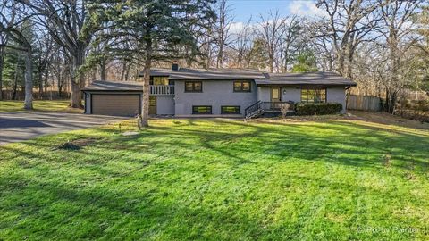Tiny photo for 5609 N Il Route 47 Highway, Woodstock, IL 60098 (MLS # 12526498)