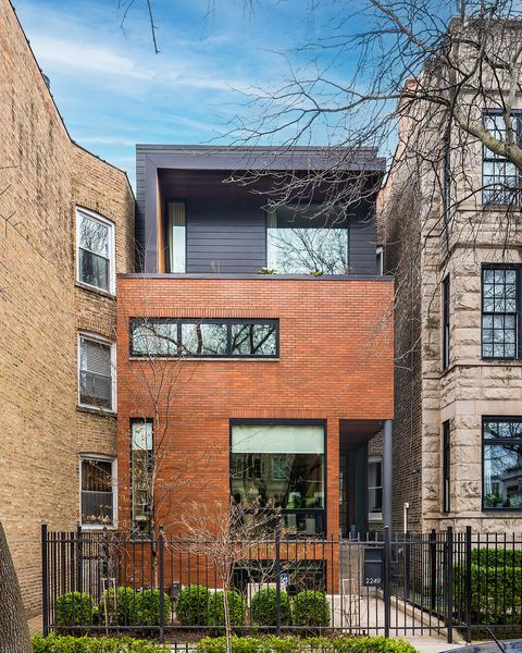 2249 N Burling Street Chicago IL 60614