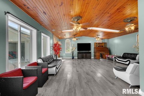 Tiny photo for 705 13TH Street W, Milan, IL 61264 (MLS # 12598891)