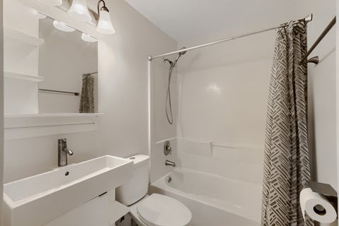 Tiny photo for 7604 Bristol Lane #B, Hanover Park, IL 60133 (MLS # 12677789)