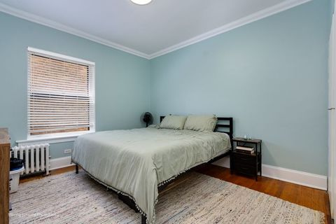 Tiny photo for 400 Ridge Avenue #16-2, Evanston, IL 60202 (MLS # 12399751)