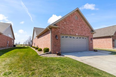 Tiny photo for 1915 Dunraven Road, Bloomington, IL 61704 (MLS # 12559987)