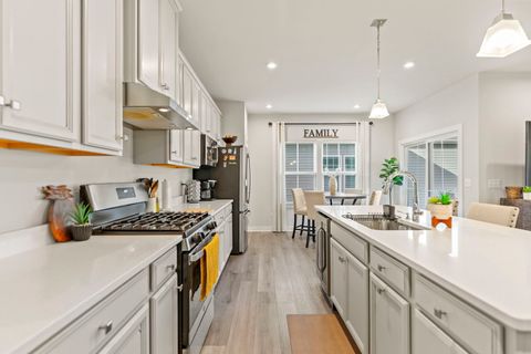 Tiny photo for 3690 Reddington Circle, Elgin, IL 60124 (MLS # 12510314)