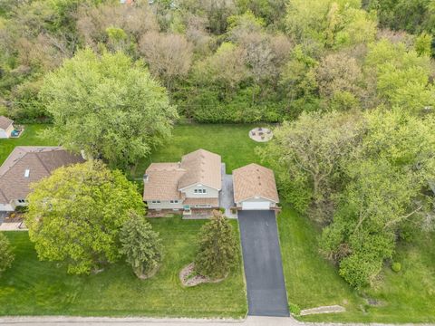 Tiny photo for 0N717 Knollwood Drive, Wheaton, IL 60187 (MLS # 12630480)