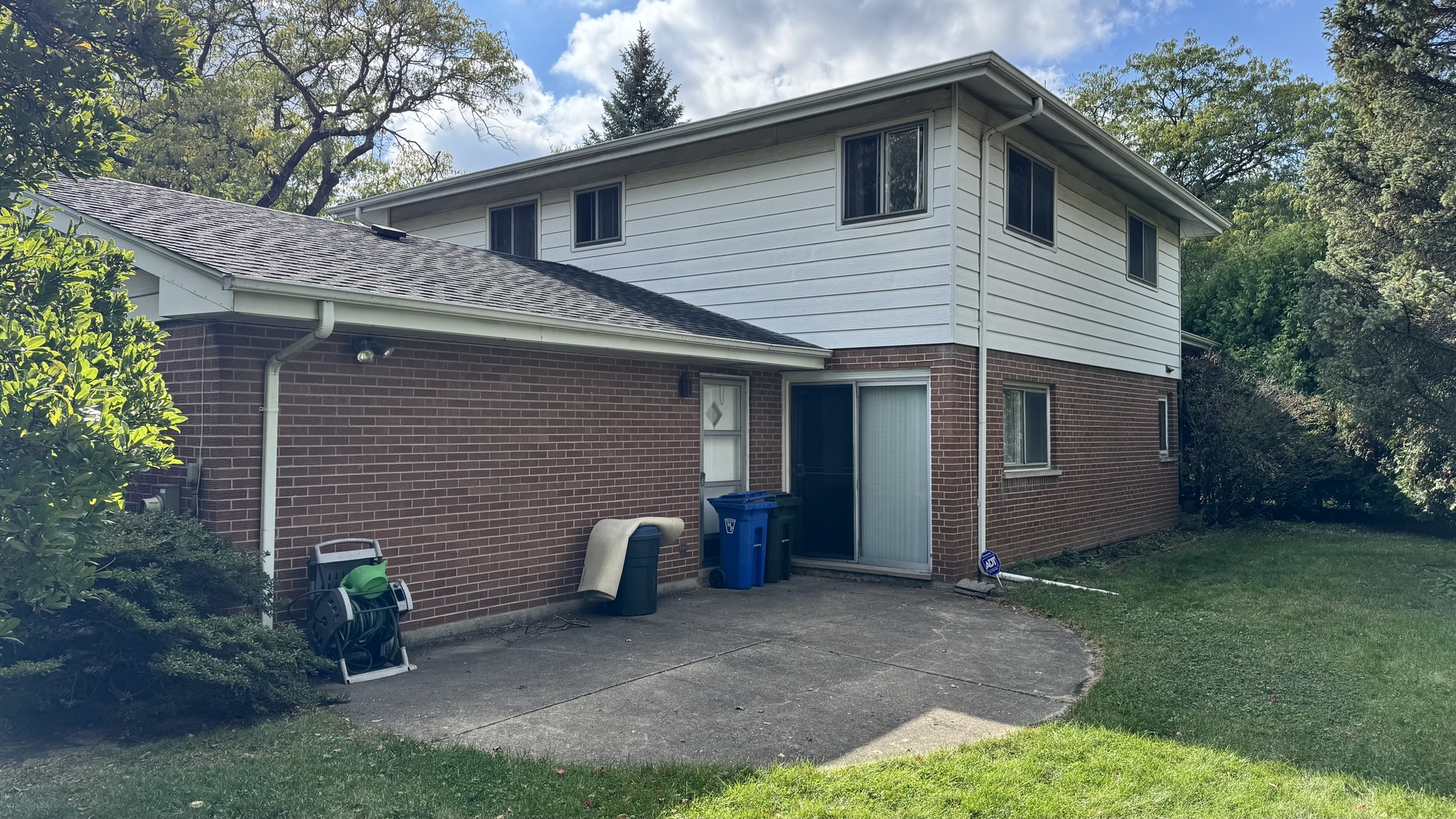 900 E Golfview Drive