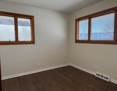 Tiny photo for 3051 S Scott Street, Des Plaines, IL 60018 (MLS # 12532262)