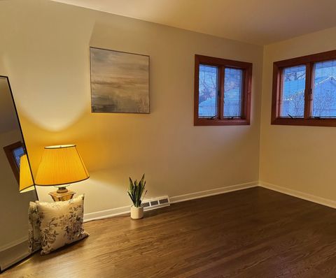 Tiny photo for 3051 S Scott Street, Des Plaines, IL 60018 (MLS # 12532262)