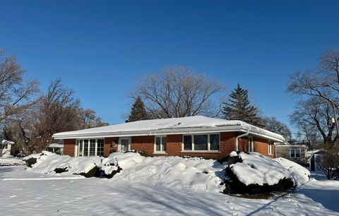 Photo of 3051 S Scott Street, Des Plaines, IL 60018 (MLS # 12532262)