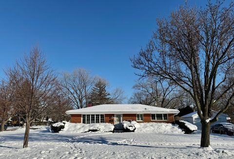 Tiny photo for 3051 S Scott Street, Des Plaines, IL 60018 (MLS # 12532262)