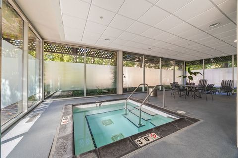 Tiny photo for 800 Elgin Road #1218, Evanston, IL 60201 (MLS # 12451250)