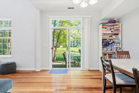 Tiny photo for 974 KENSINGTON Drive, Northbrook, IL 60062 (MLS # 12677197)