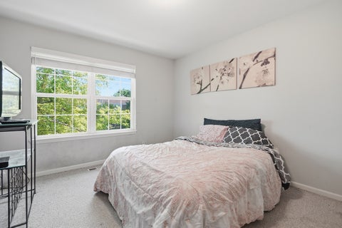 Tiny photo for 974 KENSINGTON Drive, Northbrook, IL 60062 (MLS # 12677197)