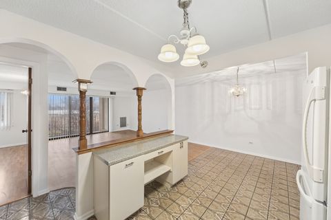 Tiny photo for 7110 W Cullom Avenue #206, Norridge, IL 60706 (MLS # 12605803)