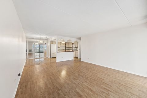 Tiny photo for 7110 W Cullom Avenue #206, Norridge, IL 60706 (MLS # 12605803)