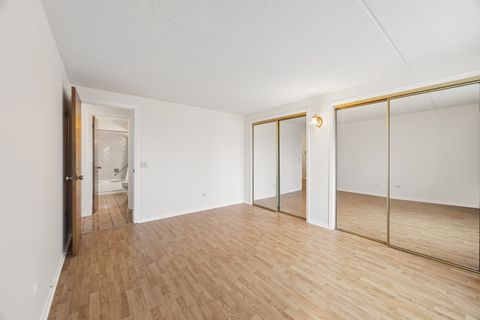 Tiny photo for 7110 W Cullom Avenue #206, Norridge, IL 60706 (MLS # 12605803)