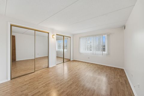 Tiny photo for 7110 W Cullom Avenue #206, Norridge, IL 60706 (MLS # 12605803)