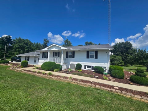 Tiny photo for 11957 E Harrison Road, Mt Vernon, IL 62864 (MLS # 12698830)