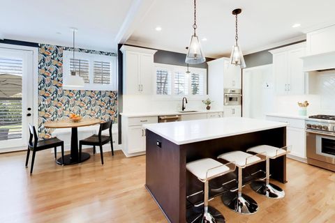 Tiny photo for 5810 S Madison Street, Hinsdale, IL 60521 (MLS # 12613357)