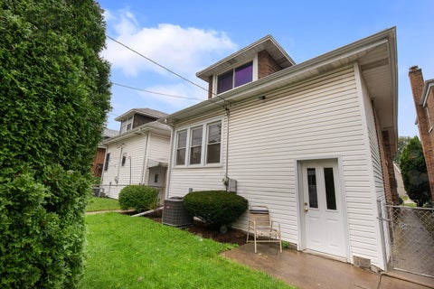 Tiny photo for 4213 Elm Avenue, Brookfield, IL 60513 (MLS # 12761693)