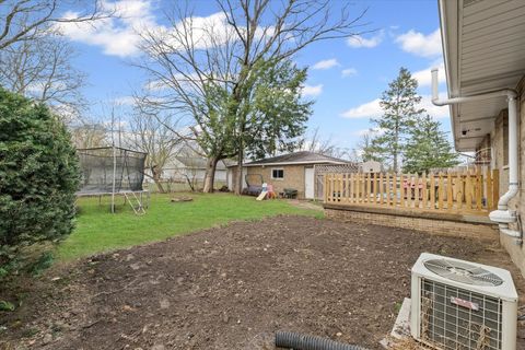 Tiny photo for 1005 S Country Squire Drive, Urbana, IL 61802 (MLS # 12604137)
