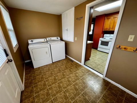 Tiny photo for 309 E Oak Street, Fairbury, IL 61739 (MLS # 12579431)