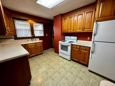 Tiny photo for 309 E Oak Street, Fairbury, IL 61739 (MLS # 12579431)