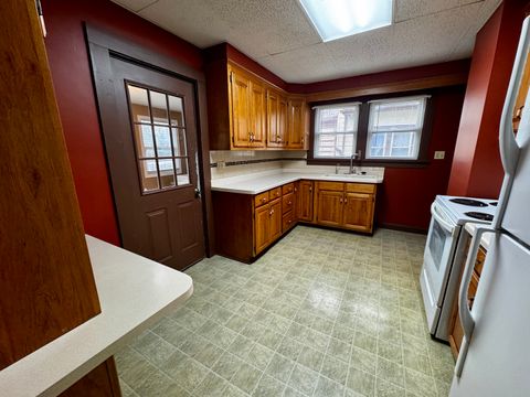 Tiny photo for 309 E Oak Street, Fairbury, IL 61739 (MLS # 12579431)