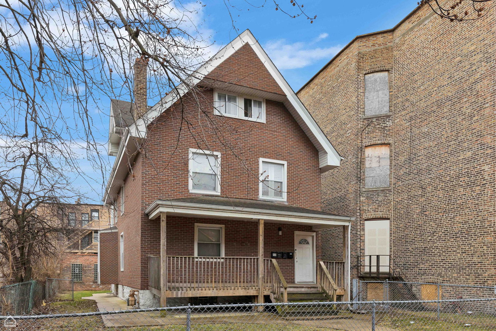 1533 E 65th Place