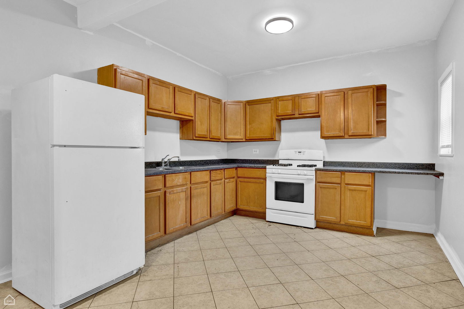 1533 E 65th Place