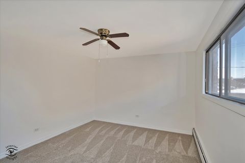Tiny photo for 6317 W 64th Place #2S, Chicago, IL 60638 (MLS # 12620645)