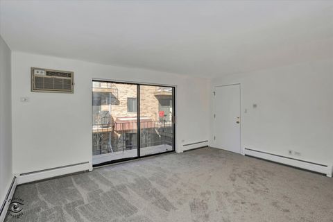 Tiny photo for 6317 W 64th Place #2S, Chicago, IL 60638 (MLS # 12620645)
