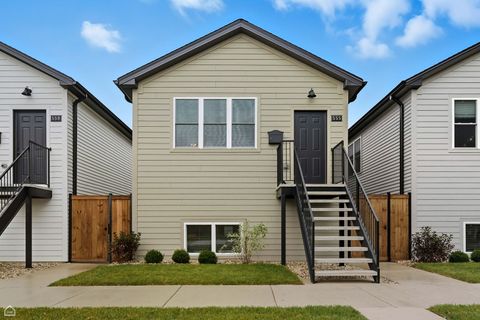Photo of 553 N Springfield Avenue, Chicago, IL 60624 (MLS # 12490413)