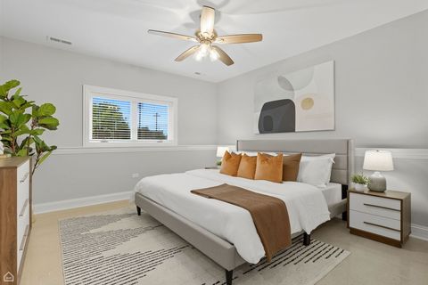 Tiny photo for 553 N Springfield Avenue, Chicago, IL 60624 (MLS # 12490413)