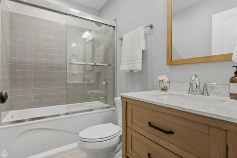 Tiny photo for 553 N Springfield Avenue, Chicago, IL 60624 (MLS # 12490413)