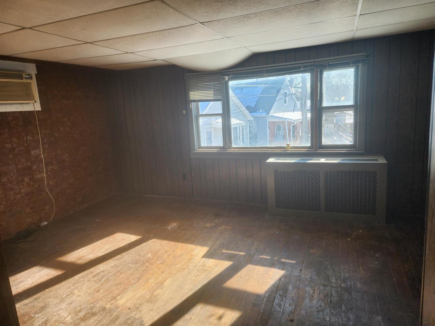 10029 S Exchange Avenue