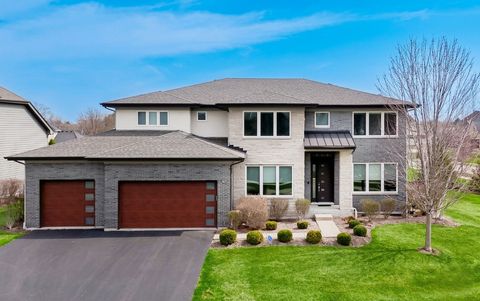 32 N Acacia Drive Hawthorn Woods IL 60047