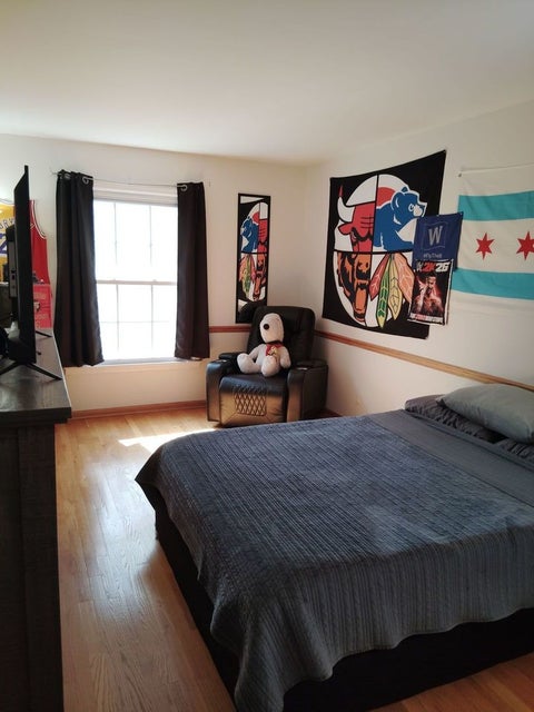 Tiny photo for 1670 Monticello Court #B, Wheaton, IL 60189 (MLS # 12773707)
