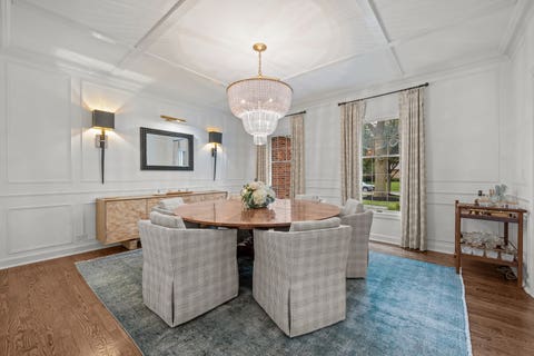 Tiny photo for 130 W Blackthorn Lane, Lake Forest, IL 60045 (MLS # 12738773)