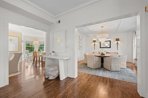 Tiny photo for 130 W Blackthorn Lane, Lake Forest, IL 60045 (MLS # 12738773)